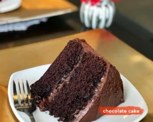 chocolate cake slice emporio